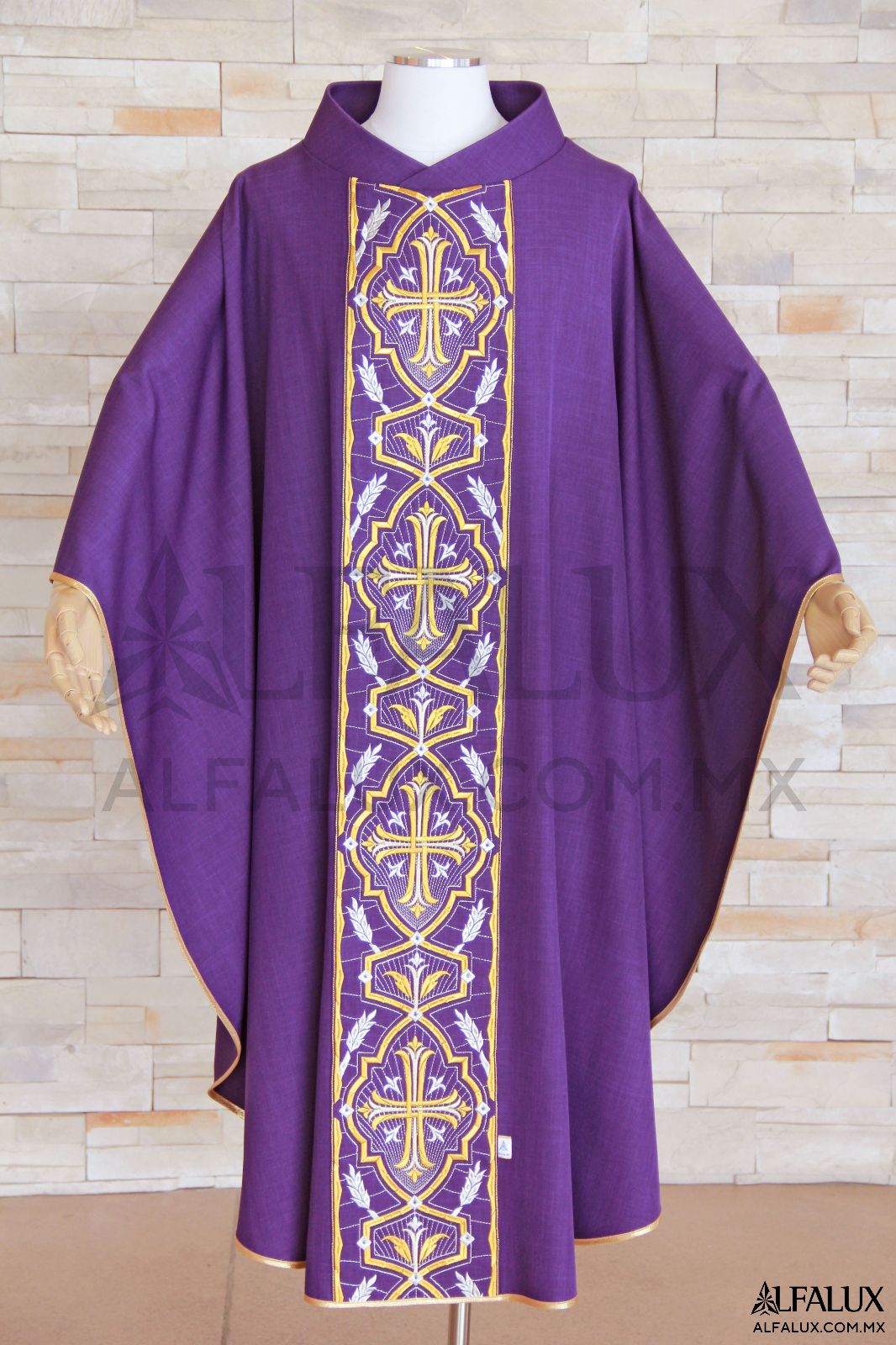 04 IMPERIAL2 Alfalux Casulla Morado Central 200 (1)